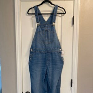 Women's Old Navy Denim Overalls Size 6 Blue NWT